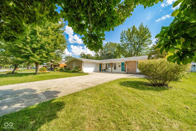 3227 Meadowcrest Drive, Anderson, IN 46011
