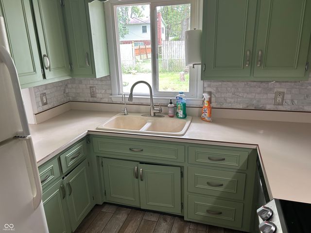 3227 Meadowcrest Drive, Anderson, IN 46011