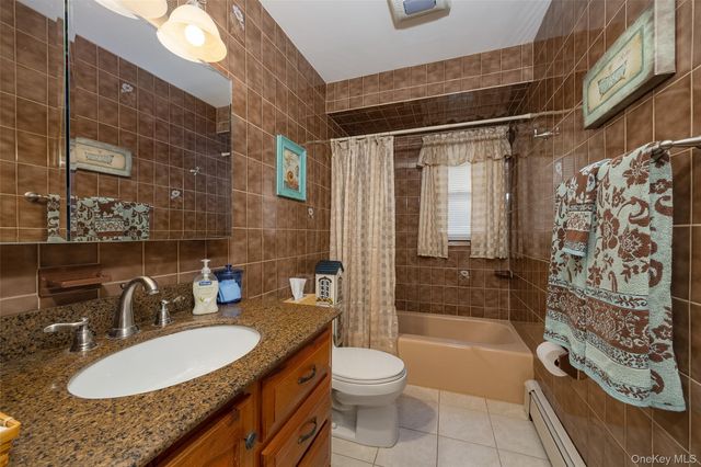 25 Verplanck Avenue, Hopewell Junction, NY 12533