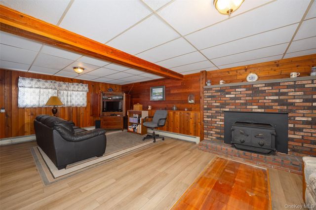 25 Verplanck Avenue, Hopewell Junction, NY 12533