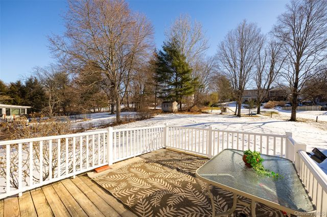 25 Verplanck Avenue, Hopewell Junction, NY 12533