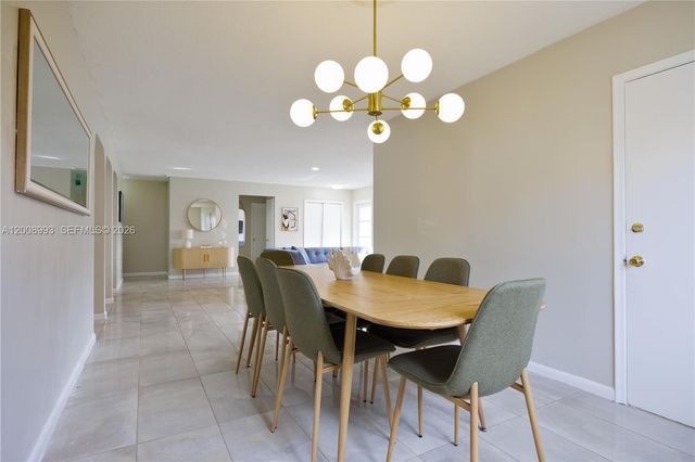609 S Crescent Drive, Hollywood, FL 33021