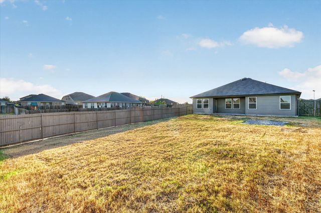 2002 Berrywood Drive, Royse City, TX 75189