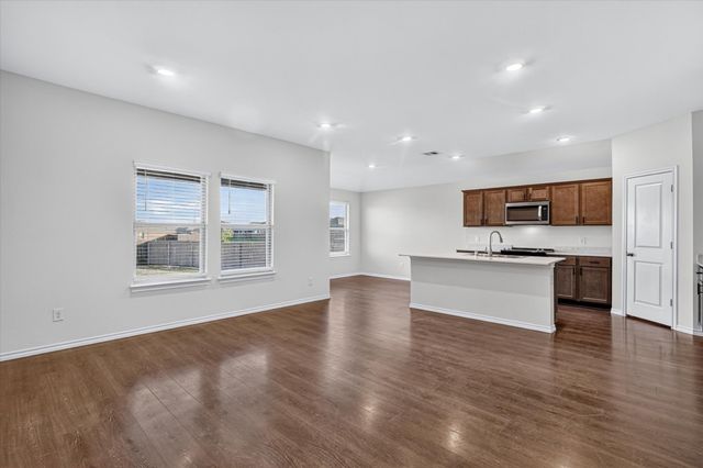 2002 Berrywood Drive, Royse City, TX 75189
