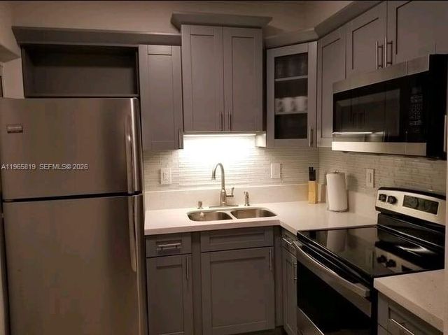 2023 Funston St 2, Hollywood, FL 33020