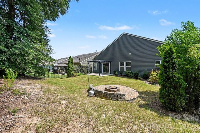 1604 Spring Blossom Trail, Fort Mill, SC 29708