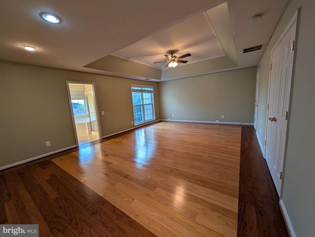 45775 SMOKETREE TER, Sterling, VA 20166