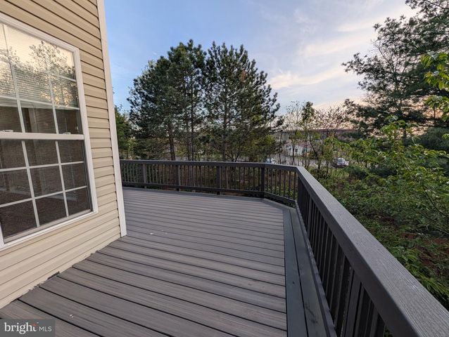45775 SMOKETREE TER, Sterling, VA 20166