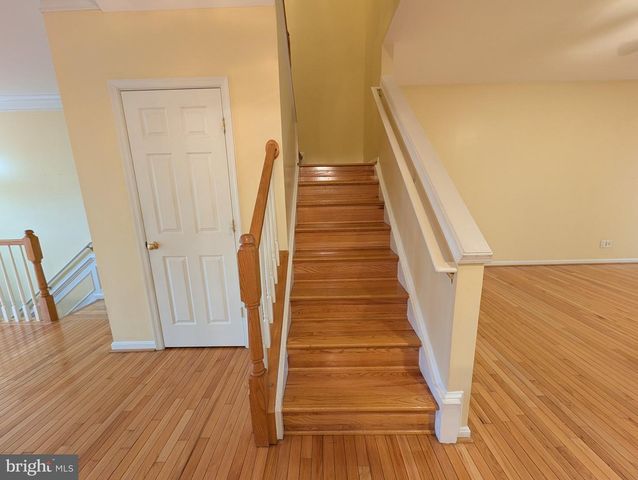 45775 SMOKETREE TER, Sterling, VA 20166