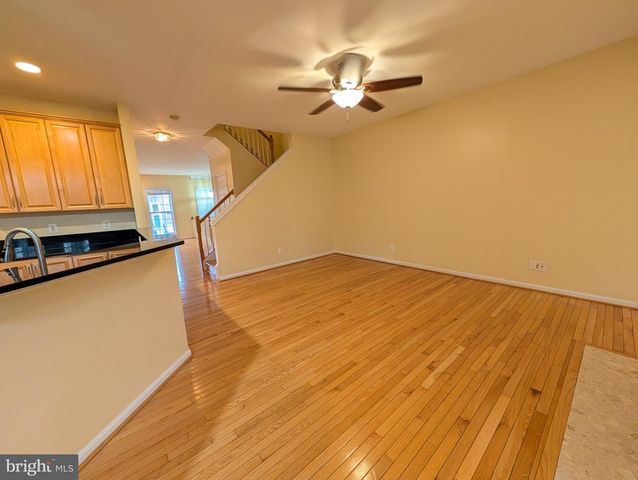 45775 SMOKETREE TER, Sterling, VA 20166