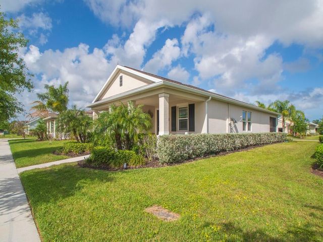 1485 Earlsferry Avenue, Vero Beach, FL 32966