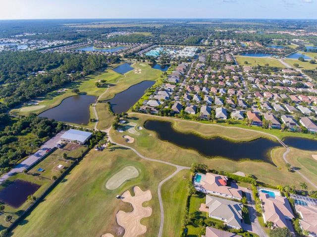 1485 Earlsferry Avenue, Vero Beach, FL 32966