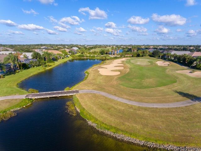 1485 Earlsferry Avenue, Vero Beach, FL 32966