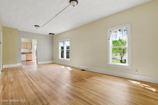 816 N 5th PL, Coeur D'alene, ID 83814