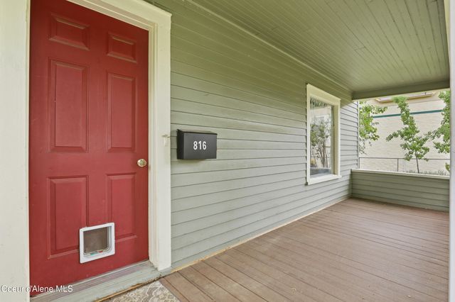 816 N 5th PL, Coeur D'alene, ID 83814