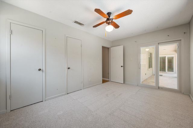 815 Vail Drive, Arlington, TX 76012