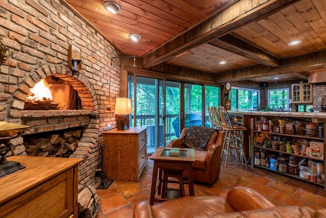 11 Founders Hill Road, Winhall, VT 05340