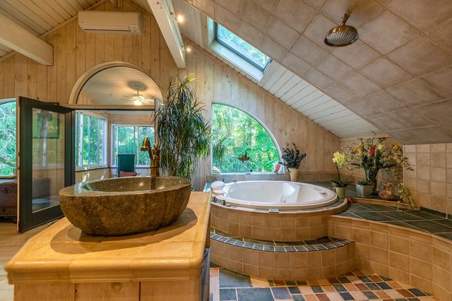 11 Founders Hill Road, Winhall, VT 05340