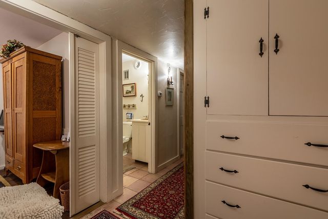 11 Founders Hill Road, Winhall, VT 05340