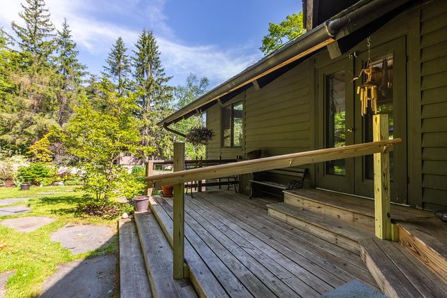 11 Founders Hill Road, Winhall, VT 05340