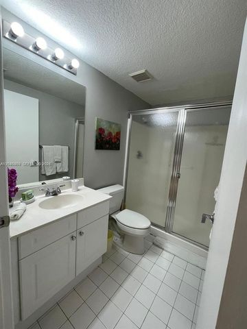 17050 N Bay Rd 407, Sunny Isles Beach, FL 33160