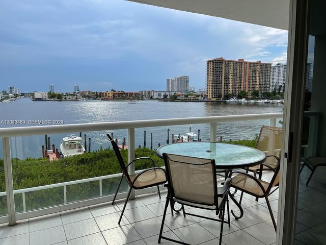 17050 N Bay Rd 407, Sunny Isles Beach, FL 33160
