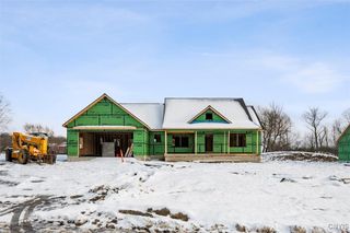 104 Stonebrooke Drive, Marcy, NY 13403