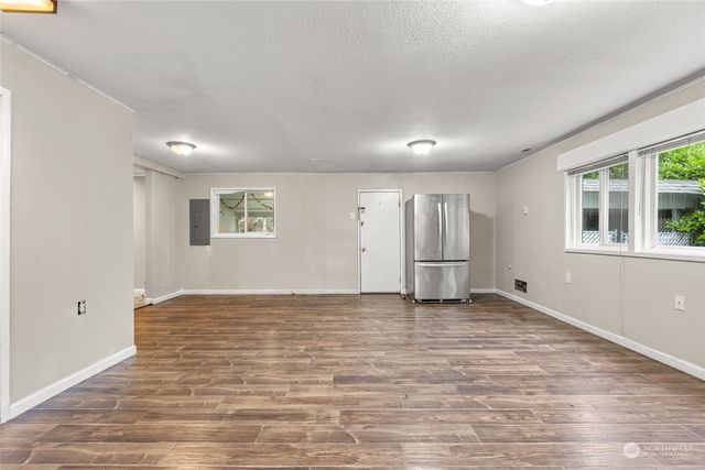 12624 Glenwood Avenue SW, Lakewood, WA 98499