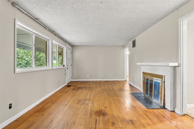 12624 Glenwood Avenue SW, Lakewood, WA 98499
