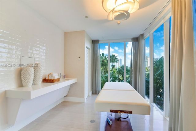 19111 Collins Avenue 607, Sunny Isles Beach, FL 33160