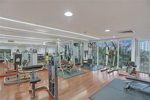 19111 Collins Avenue 607, Sunny Isles Beach, FL 33160