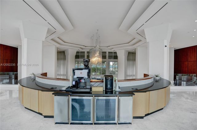 19111 Collins Avenue 607, Sunny Isles Beach, FL 33160