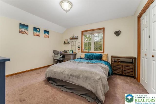 1187 Manzanedo Road, Price Twp, PA 18302