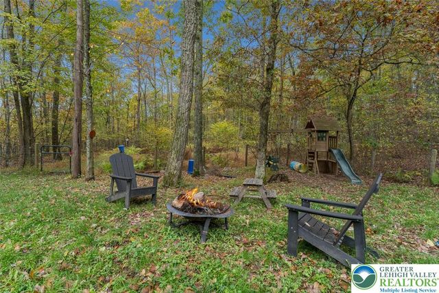 1187 Manzanedo Road, Price Twp, PA 18302