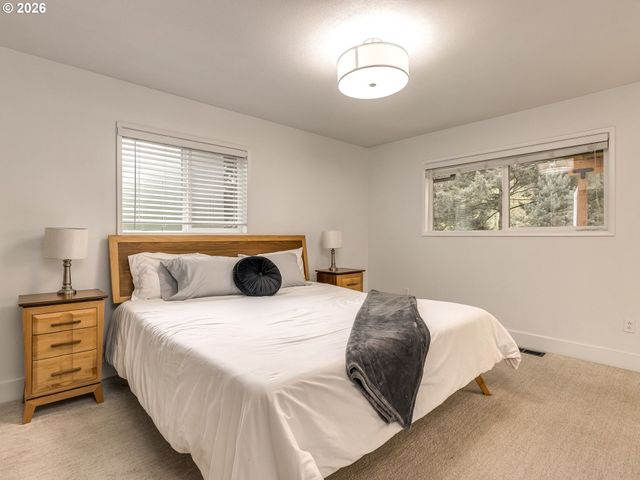 2414 Se BELLA VISTA Rd, Vancouver, WA 98683