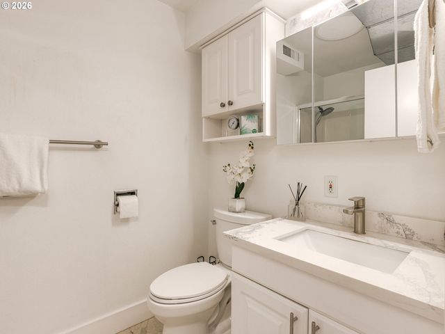 2414 Se BELLA VISTA Rd, Vancouver, WA 98683