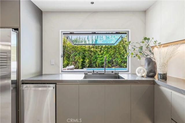 18057 Medley Drive, Encino, CA 91316