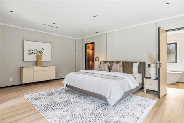 18057 Medley Drive, Encino, CA 91316