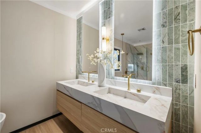 18057 Medley Drive, Encino, CA 91316