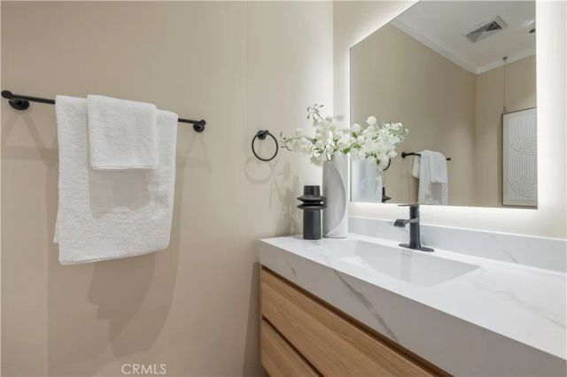 18057 Medley Drive, Encino, CA 91316