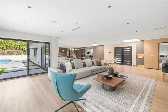 18057 Medley Drive, Encino, CA 91316