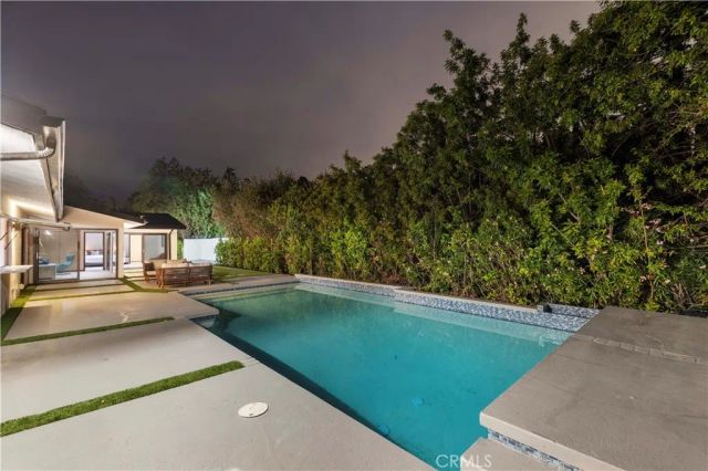 18057 Medley Drive, Encino, CA 91316