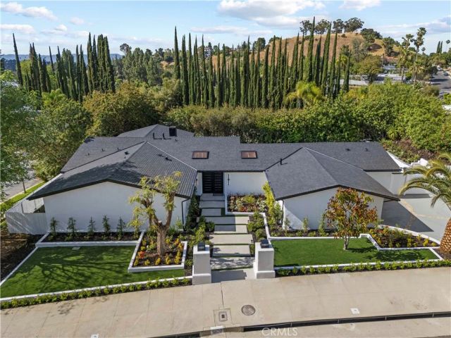 18057 Medley Drive, Encino, CA 91316