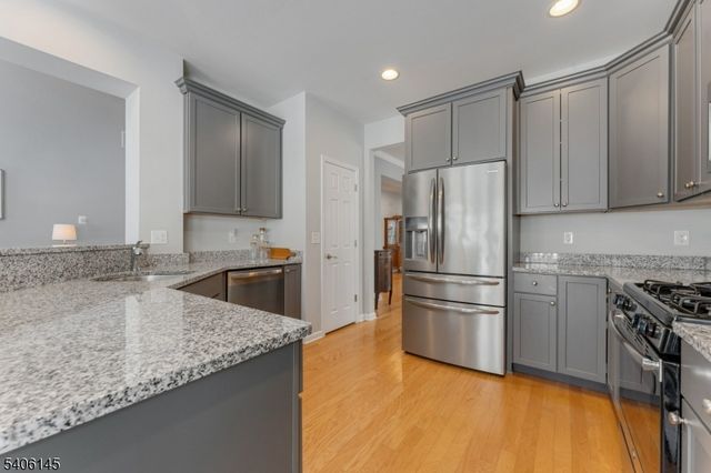 66 Kline Rd, Hillsborough Twp., NJ 08844