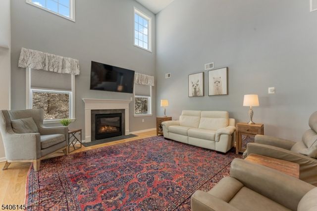 66 Kline Rd, Hillsborough Twp., NJ 08844