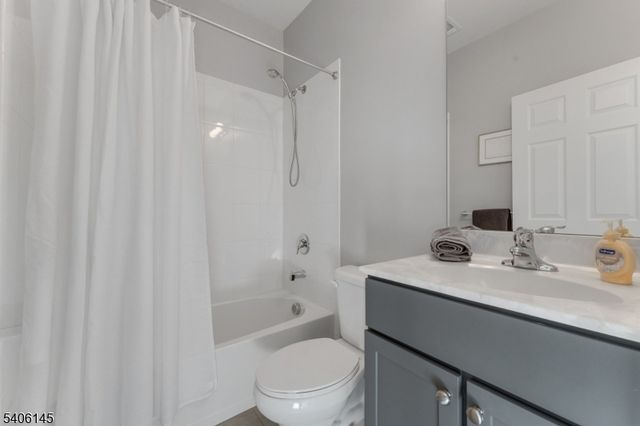 66 Kline Rd, Hillsborough Twp., NJ 08844