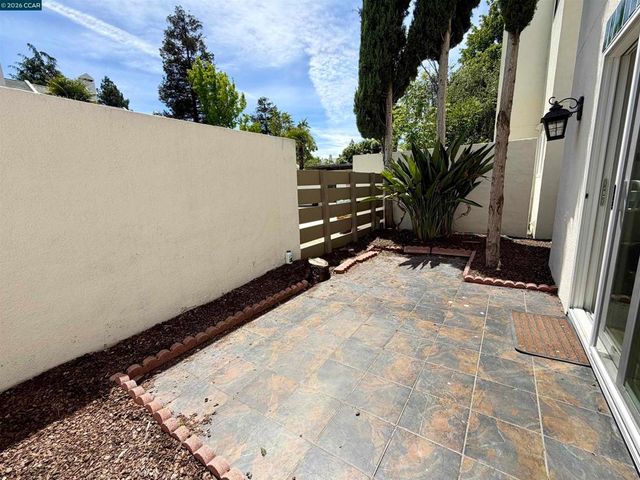 61 Mozden, Pleasant Hill, CA 94523