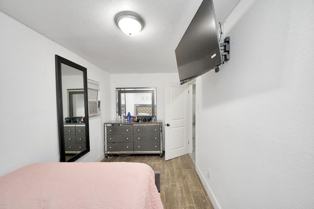 4035 Wylie Street, Houston, TX 77026
