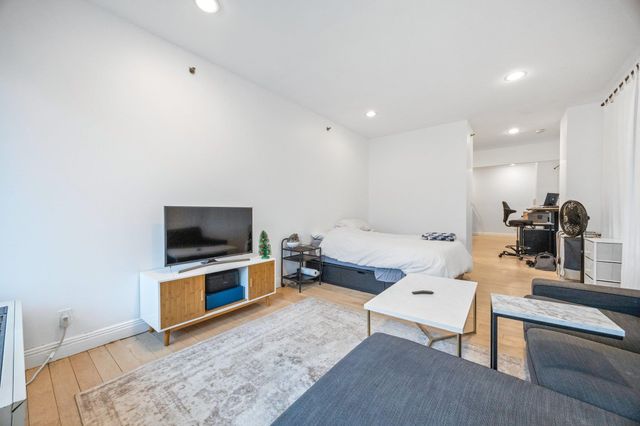 189 Bridge Street 2D, Brooklyn, NY 11201