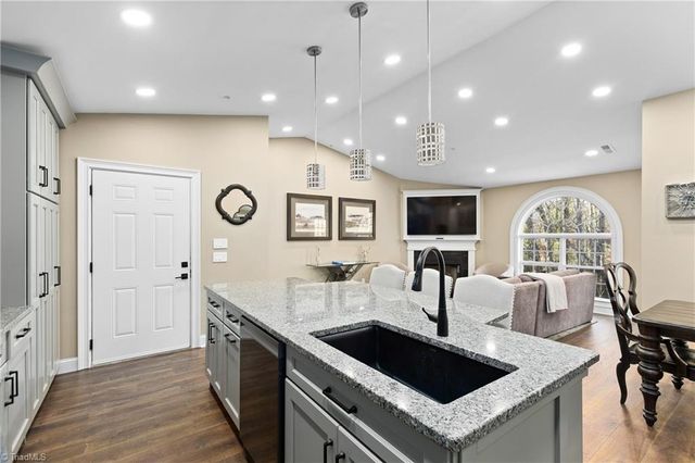 131 James Road 3C, High Point, NC 27265